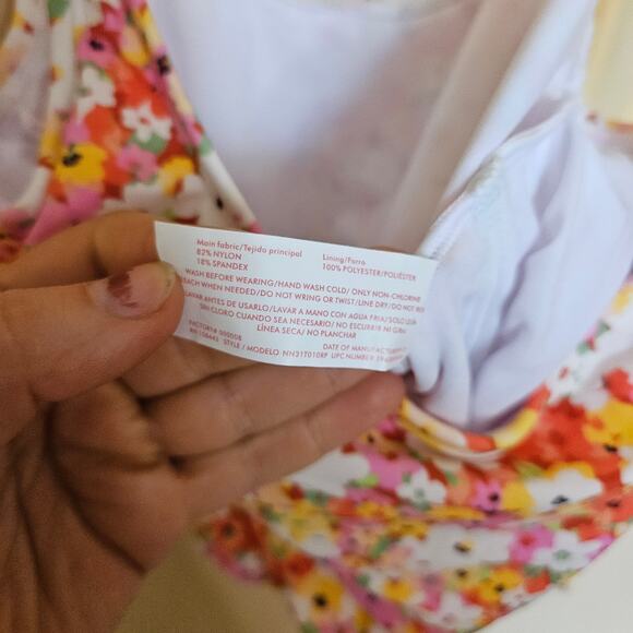 Ninety - Nine Size Extra Small XS Cropped Swim Top Tie Floral Pink Chic Cute NWT - Picture 6 of 9